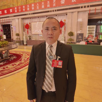 讓每個孩子身上有汗，眼里有光，一生向陽